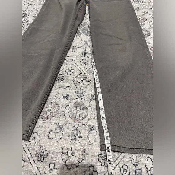 Levi’s Ribcage Straight - Picture 5 of 8